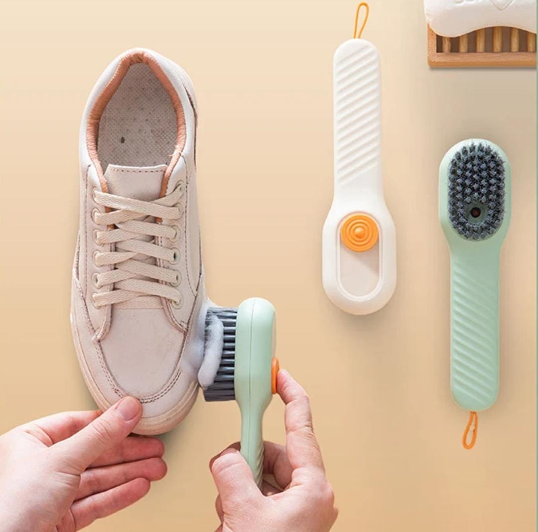 Multifunctional Soft-Bristled Shoe Brush Shoe Brushes Long Handle Brush Automatic Filling Clothes Cleaning Clothing Board Tools (Random Color)