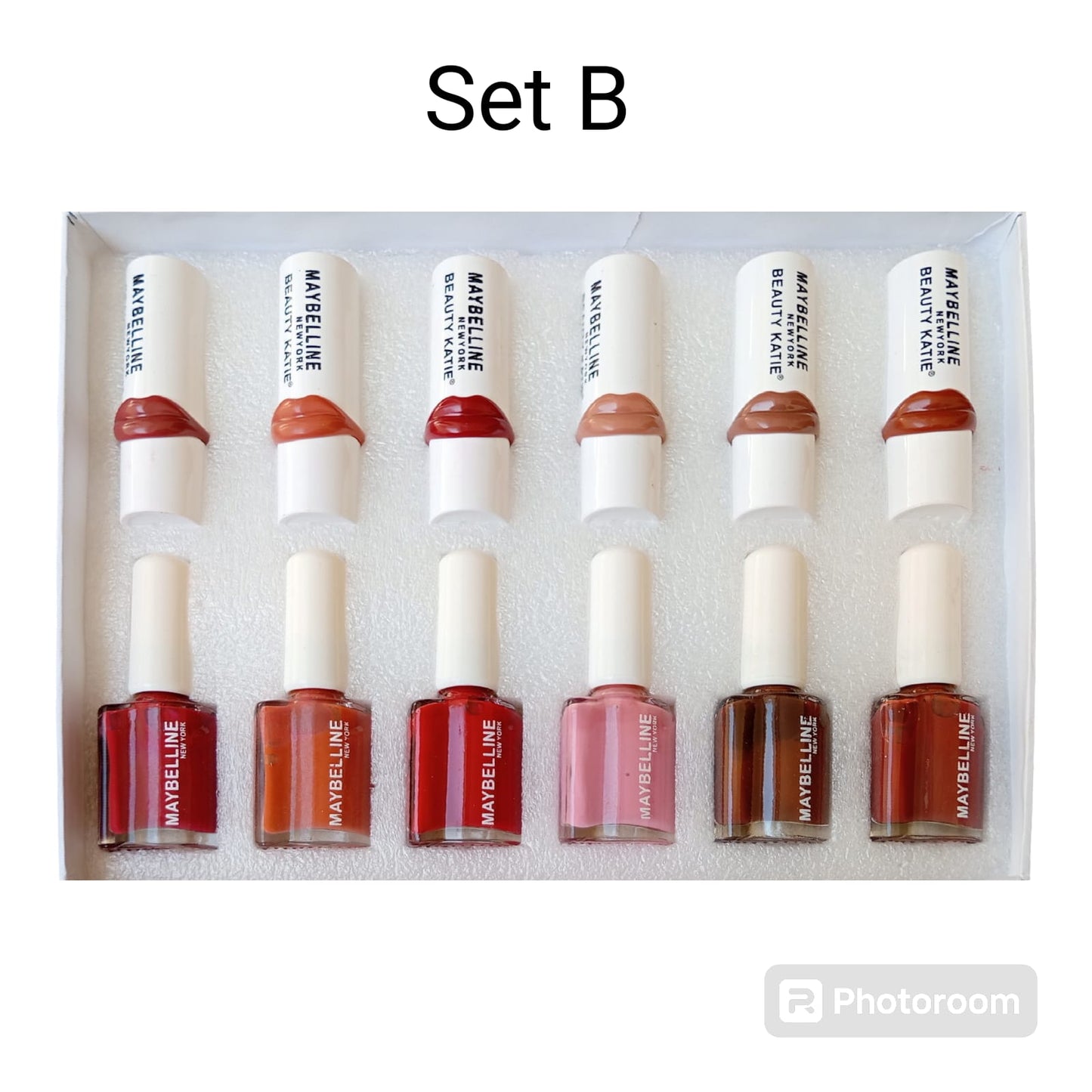 MAYBELLINE NEW YORK  Pair of  6 Matching Lipstick &amp; Nail Polish Box